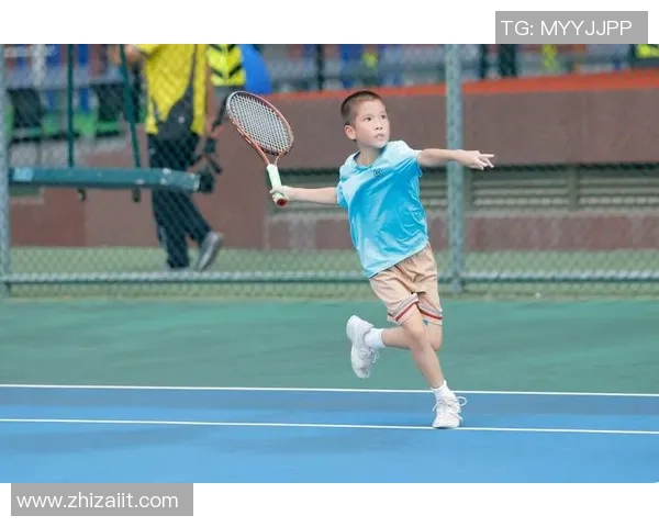 深圳网球队的耐力揭秘：网球运动中的坚持与拼搏精神